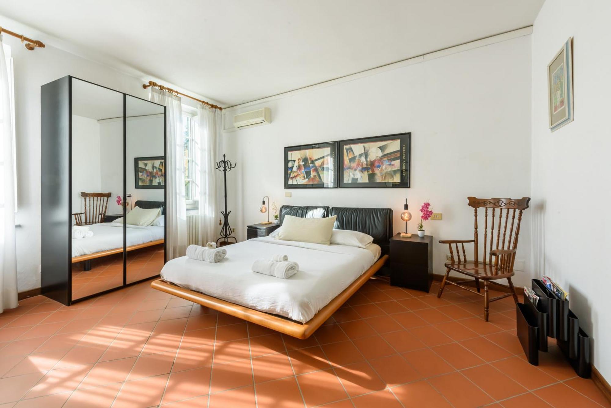 Heart Of Lucca Style Whitin The Walls Экстерьер фото