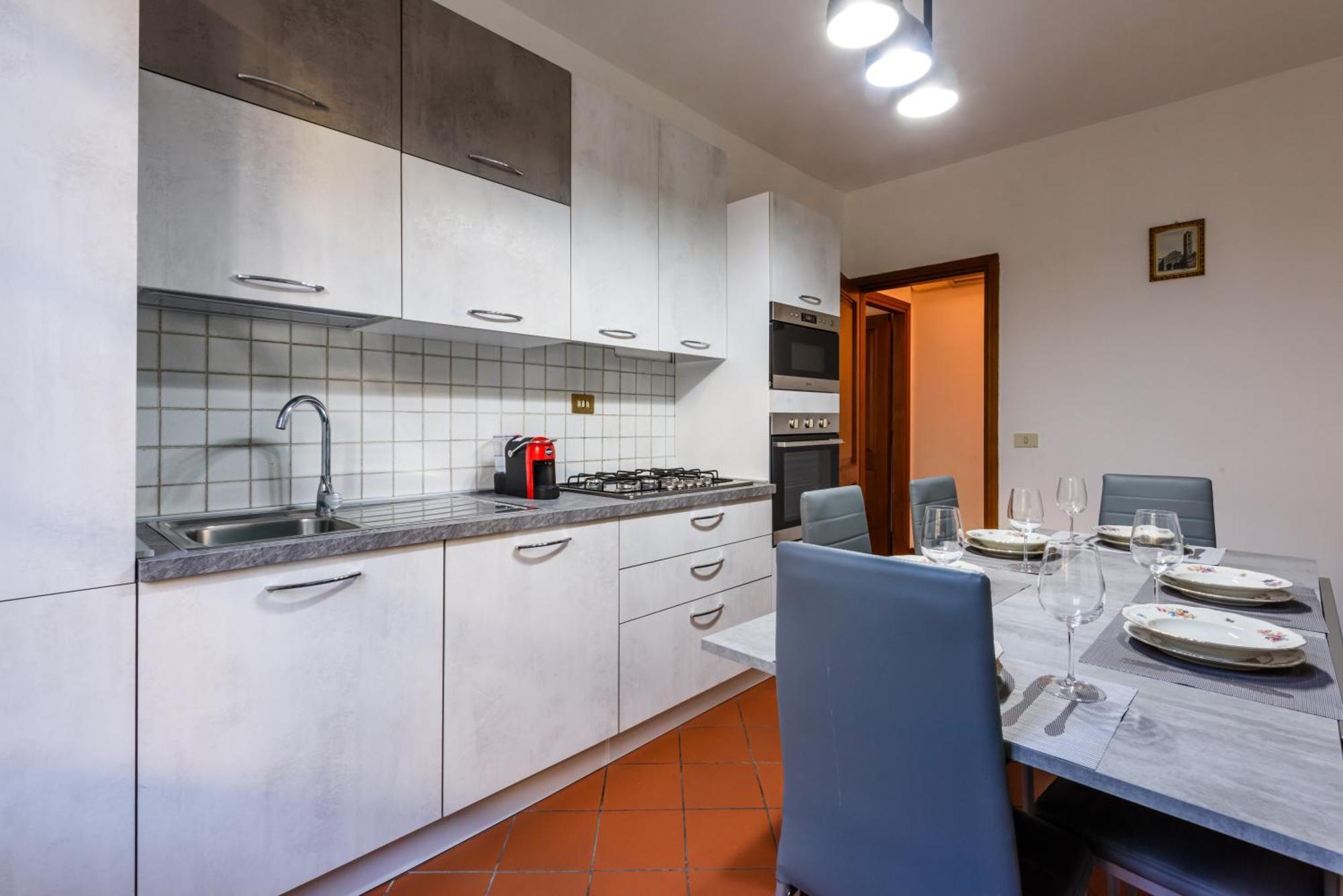 Heart Of Lucca Style Whitin The Walls Экстерьер фото